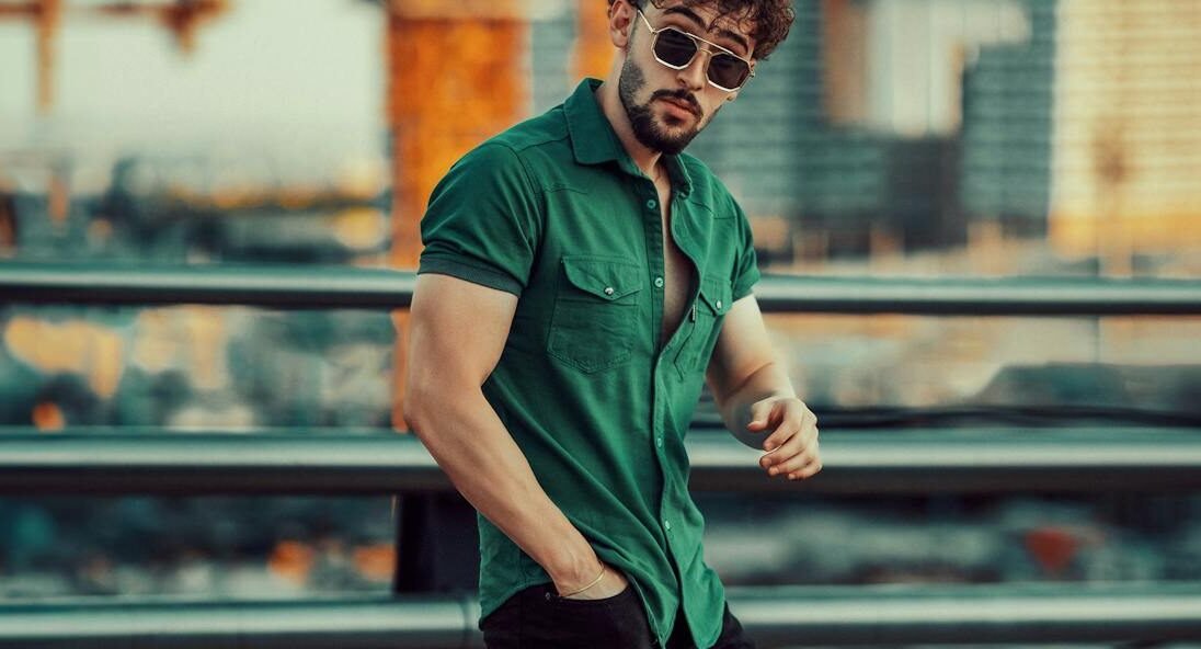 What to Wear with Green Shirt Men?