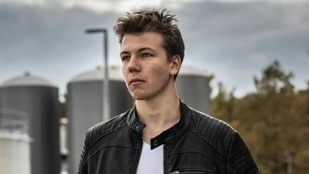 Black Leather Jacket Outfits For Men